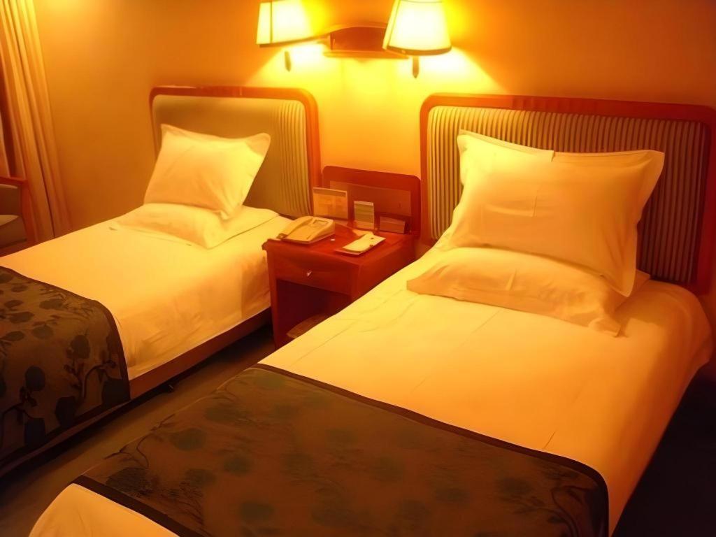 Zhengzhou Airport Hotel Exterior photo